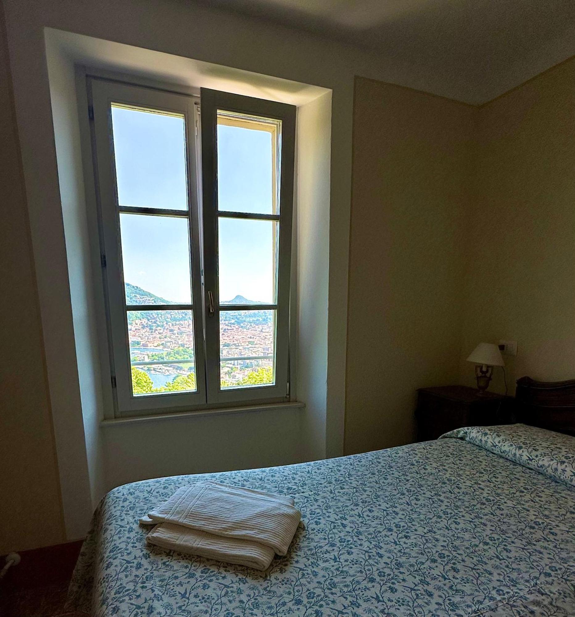 Villa Corti Lakeview Como Bagian luar foto